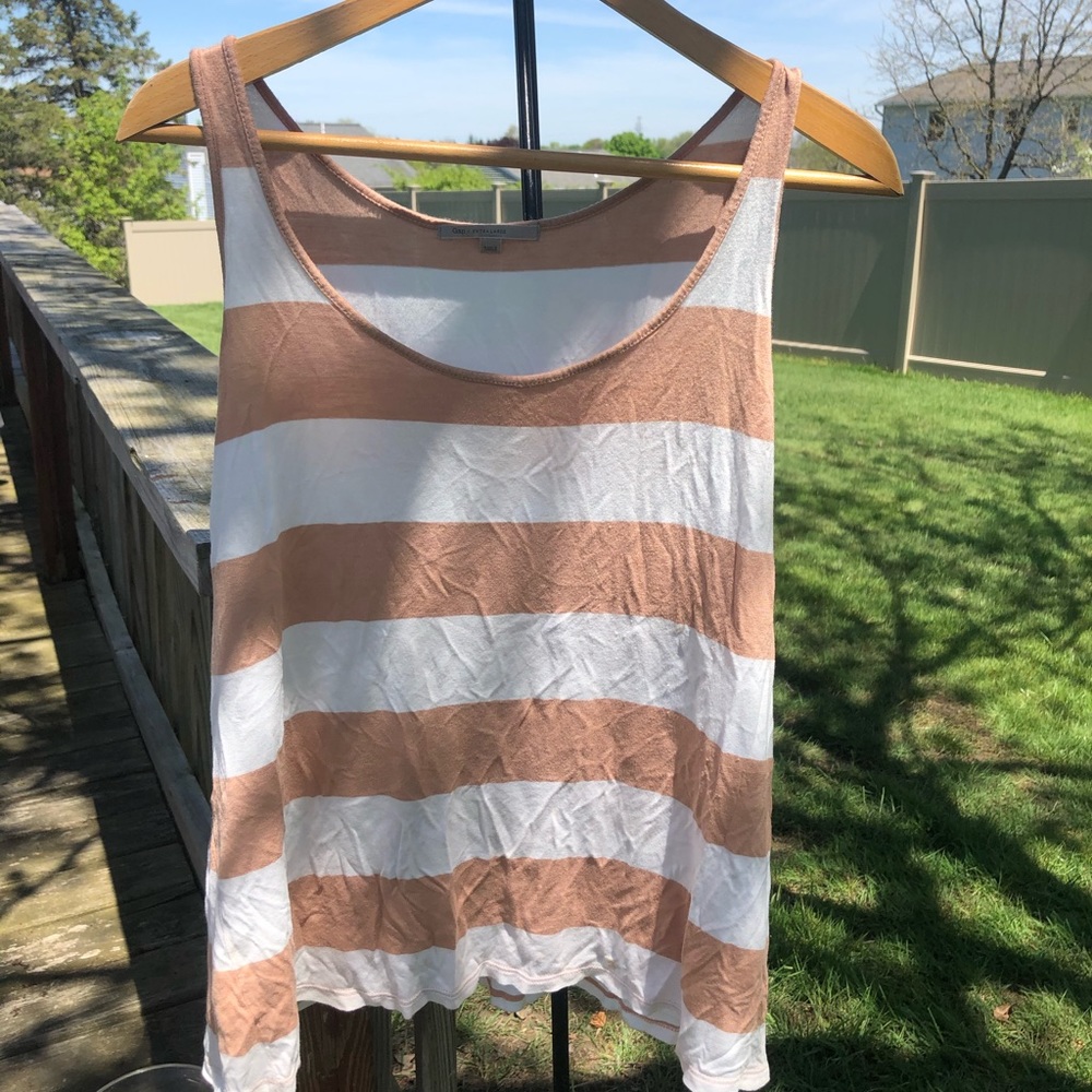Gap light weight tank top